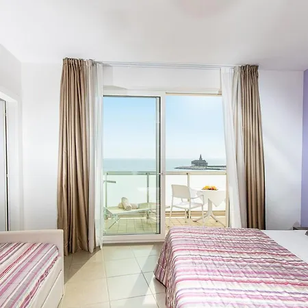 Karinzia 3*